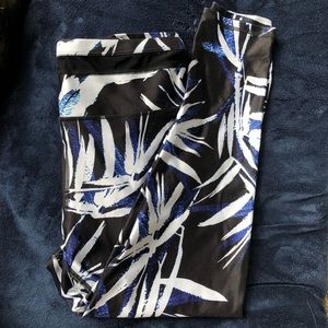 NWT Fabletics Darby 7/8 High Waisted Leggings